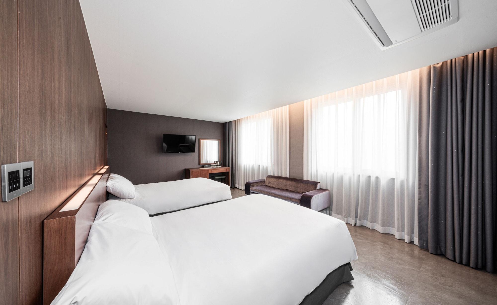 Itaewon Crown Hotel Seul Exterior foto